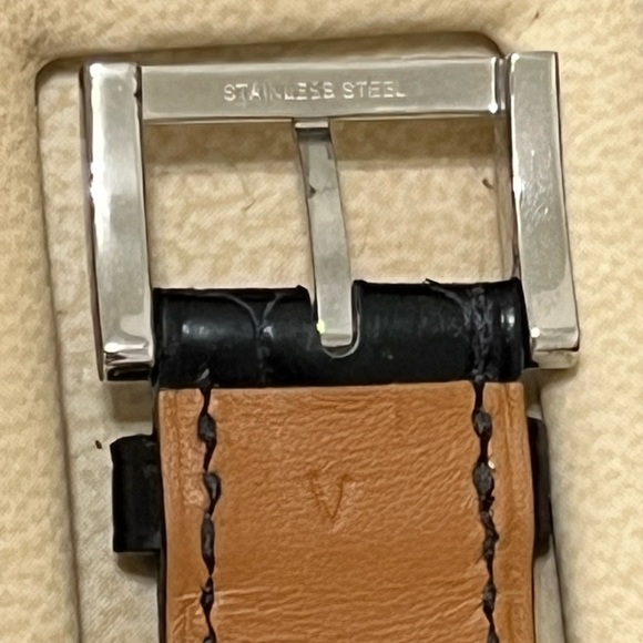 Hermes Belt Watch with 2 Straps - Picture 6 of 10